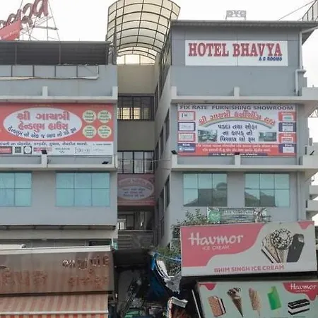 Hotel Bhavya-3